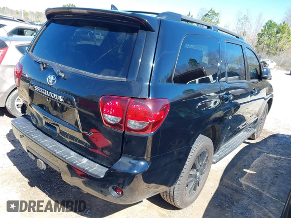 2018 Toyota Sequoia SR5 with VIN 5TDZY5G10JS070477, listed as a IAAI auction lot 41997140 with 70,764 mi miles. Bid and sale history available at carsss.com. Image 4.
