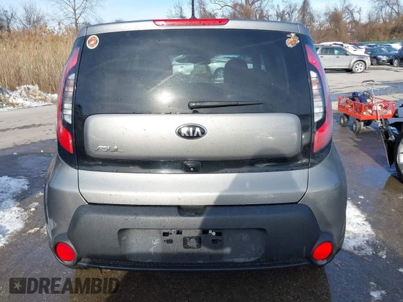 2015 Kia Soul + with VIN KNDJP3A5XF7122683, listed as a IAAI auction lot 41270677 with 107,595 mi miles. Bid and sale history available at carsss.com. Image 16.
