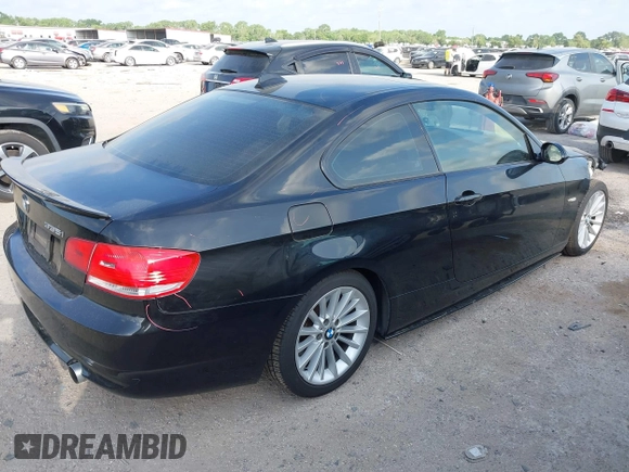 2009 BMW 3 Series 335i xDrive with VIN WBAWC73519E068984, listed as a IAAI auction lot 42054771 with 162,386 mi miles and . Bid and sale history available at carsss.com. Image 4.