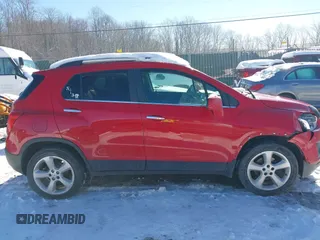 2016 Chevrolet Trax LTZ with VIN KL7CJRSB3GB569465, listed as a IAAI auction lot 41271637 with 152,503 mi miles. Bid and sale history available at carsss.com. Image 13.