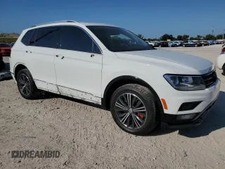 2019 Volkswagen Tiguan SE with VIN 3VV3B7AX3KM055992, listed as a Copart auction lot 49859975 with 74,647 mi miles and Salvage Title. Bid and sale history available at DreamBid. Image 4.