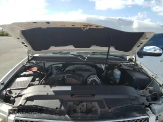 2013 Chevrolet Tahoe LT z VIN 1GNSCBE09DR236224, wystawiony jako Copart lot #47346085 z przebiegiem 92 153 mil mil oraz Szkoda całkowita • Salvage title. Historia ofert i sprzedaży dostępna na DreamBid. Obrazek 14.
