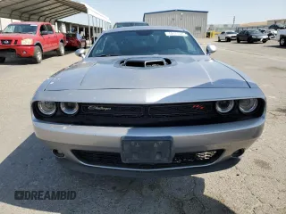 2016 Dodge Challenger R/T Plus with VIN 2C3CDZBT8GH101892, listed as a Copart auction lot 62171595 with 195,533 mi miles and Salvage title. Bid and sale history available at DreamBid. Image 5.