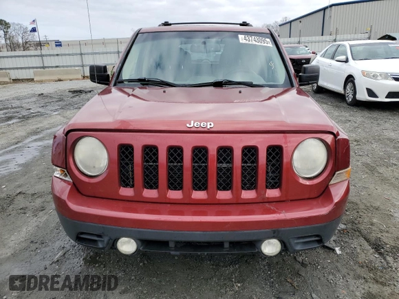2014 Jeep Patriot Limited with VIN 1C4NJPCB2ED652952, listed as a Copart auction lot 43743095 with 186,092 mi miles and Salvage title. Bid and sale history available at DreamBid. Image 5.