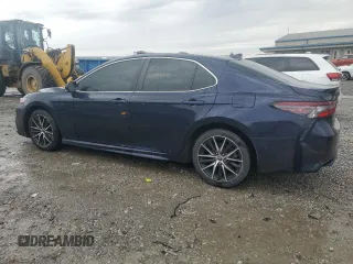 2022 Toyota Camry SE with VIN 4T1G11AK3NU632648, listed as a Copart auction lot 51648605 with 77,860 mi miles and Salvage Title. Bid and sale history available at DreamBid. Image 2.