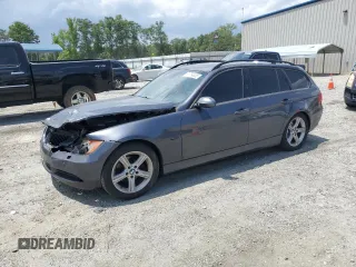 2007 BMW 3 Series 328xi z VIN WBAVT73557FZ36634, wystawiony jako Copart lot #61714355 z przebiegiem 141 948 mil mil oraz Szkoda całkowita • Salvage title. Historia ofert i sprzedaży dostępna na DreamBid. Obrazek 1.