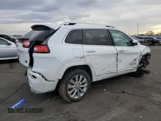 2017 Jeep Cherokee Overland z VIN 1C4PJMJS6HW589275, wystawiony jako Copart lot #51163465 z przebiegiem 76 214 mil mil oraz Szkoda całkowita • Salvage title. Historia ofert i sprzedaży dostępna na DreamBid. Obrazek 3.