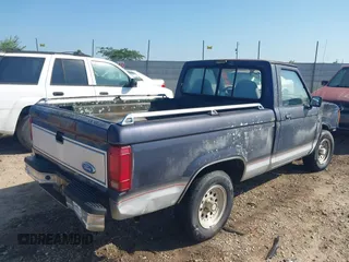 1992 Ford Ranger with VIN 1FTCR10U9NUA79454, listed as a IAAI auction lot 42696884 with 18,860 mi miles and . Bid and sale history available at DreamBid. Image 4.