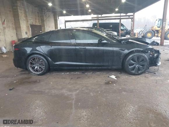 2022 Tesla Model S Plaid with VIN 5YJSA1E64NF477855, listed as a IAAI auction lot 41470591 with 1 mi miles. Bid and sale history available at carsss.com. Image 13.