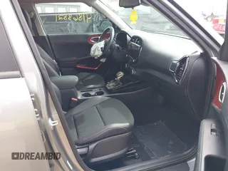 2024 Kia Soul GT-Line with VIN KNDJ53AU1R7900869, listed as a IAAI auction lot 41863821 with 14,619 mi miles and . Bid and sale history available at DreamBid. Image 5.