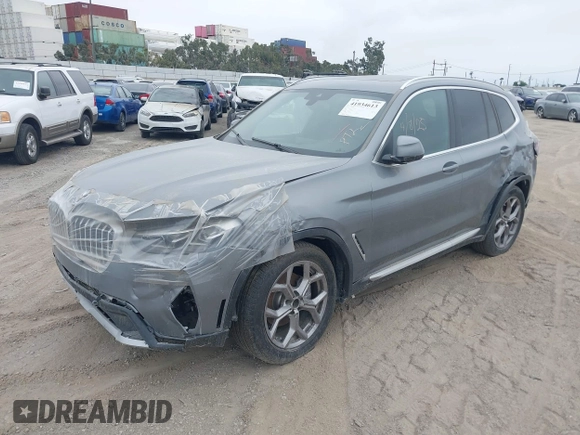 2024 BMW X3 sDrive30i z VIN 5UX43DP02R9U43683, wystawiony jako IAAI lot #41934613 z przebiegiem 2 130 mil mil oraz . Historia ofert i sprzedaży dostępna na DreamBid. Obrazek 2.