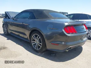 2017 Ford Mustang GT Premium z VIN 1FATP8FFXH5287242, wystawiony jako IAAI lot #42294315 z przebiegiem 92 831 mil mil oraz . Historia ofert i sprzedaży dostępna na DreamBid. Obrazek 3.