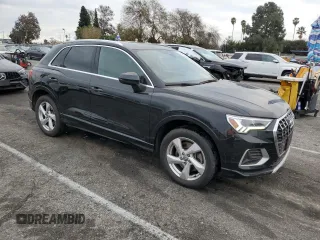 2019 Audi Q3 Premium Plus with VIN WA1BECF39K1079706, listed as a Copart auction lot 43796845 with 33,521 mi miles and Salvage Title. Bid and sale history available at carsss.com. Image 4.