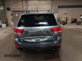 2011 Jeep Grand Cherokee Laredo with VIN 1J4RR4GG7BC578079, listed as a IAAI auction lot 42491750 with 197,581 mi miles and . Bid and sale history available at DreamBid. Image 6.