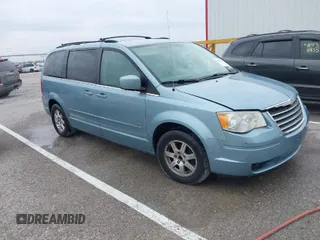 2008 Chrysler Town & Country Touring with VIN 2A8HR54P18R833216, listed as a IAAI auction lot 41938803 with 278,703 mi miles. Bid and sale history available at carsss.com. Image 1.