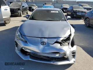 2018 Toyota 86 with VIN JF1ZNAA13J8701582, listed as a Copart auction lot 81710804 with 79,458 mi miles and Salvage Title. Bid and sale history available at carsss.com. Image 5.