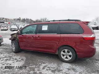 2020 Toyota Sienna LE Auto Access Seat with VIN 5TDKZ3DCXLS053763, listed as a IAAI auction lot 41427752 with 93,761 mi miles. Bid and sale history available at carsss.com. Image 14.