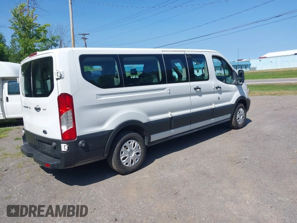 2019 Ford Transit Passenger XL with VIN 1FBZX2ZM4KKA75042, listed as a IAAI auction lot 42786079 with 229,926 mi miles and . Bid and sale history available at DreamBid. Image 4.