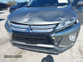 2018 Mitsubishi Eclipse Cross SE with VIN JA4AT5AAXJZ067647, listed as a IAAI auction lot 41622320 with 120,327 mi miles and . Bid and sale history available at DreamBid. Image 6.