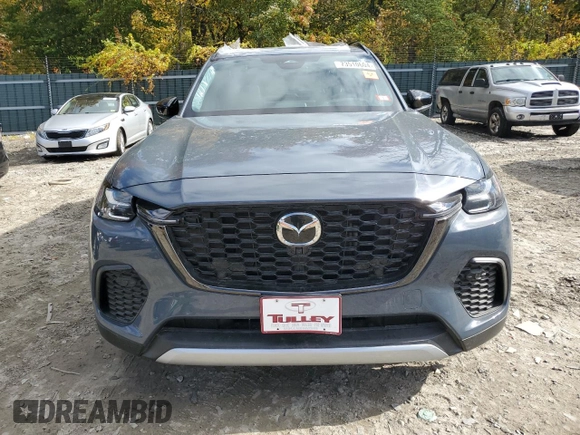 2025 Mazda CX-70 Premium Plus с VIN JM3KJEHA2S1103778, выставлен на аукционе Copart как лот 73510604 с пробегом Не указан миль и Списание • Salvage title. История ставок и продаж доступна на DreamBid. Изображение 5.