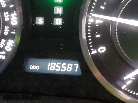 2010 Lexus IS 250 C with VIN JTHFF2C20A2506420, listed as a IAAI auction lot 42323253 with 185,587 mi miles and . Bid and sale history available at DreamBid. Image 15.