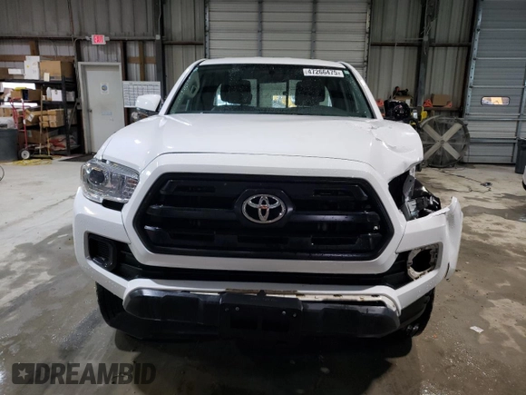 2017 Toyota Tacoma SR z VIN 5TFSX5EN4HX049906, wystawiony jako Copart lot #47266475 z przebiegiem 117 976 mil mil oraz Szkoda całkowita • Salvage title. Historia ofert i sprzedaży dostępna na DreamBid. Obrazek 5.