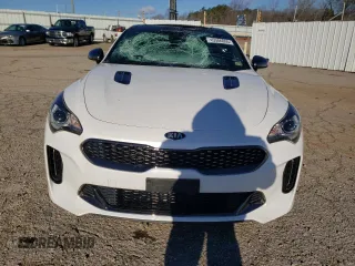 2020 Kia Stinger GT-Line with VIN KNAE15LA3L6079196, listed as a Copart auction lot 45586955 with 31,948 mi miles and Salvage Title. Bid and sale history available at DreamBid. Image 5.