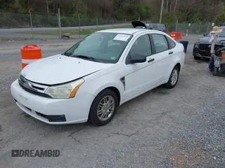 2008 Ford Focus SE with VIN 1FAHP35N08W122604, listed as a IAAI auction lot 41942030 with 89,034 mi miles. Bid and sale history available at carsss.com. Image 2.