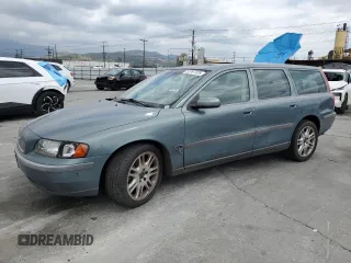 2004 Volvo V70 with VIN YV1SW59VX42434630, listed as a Copart auction lot 52767325 with 168,657 mi miles and Salvage title. Bid and sale history available at DreamBid. Image 1.