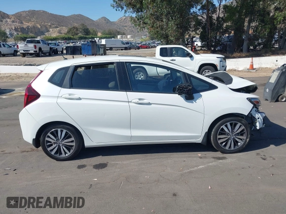 2017 Honda Fit EX с VIN JHMGK5H71HS014706, выставлен на аукционе IAAI как лот 42294116 с пробегом 30 725 миль миль и . История ставок и продаж доступна на DreamBid. Изображение 12.