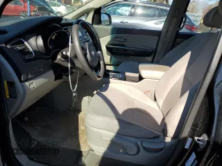 2016 Kia Sedona L with VIN KNDMA5C14G6111609, listed as a Copart auction lot 47025785 with 124,701 mi miles and Clean Title. Bid and sale history available at DreamBid. Image 7.