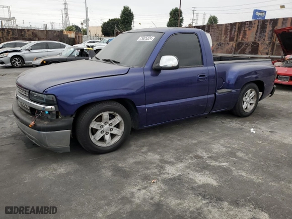 2000 Chevrolet Silverado 1500 with VIN 1GCEC14W3YZ282644, listed as a Copart auction lot 75005224 with 151,319 mi miles and Salvage Title. Bid and sale history available at carsss.com. Image 1.