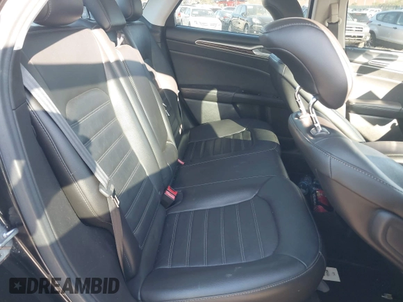 2013 Ford Fusion SE with VIN 3FA6P0HR5DR336439, listed as a IAAI auction lot 42065146 with 146,026 mi miles. Bid and sale history available at carsss.com. Image 8.