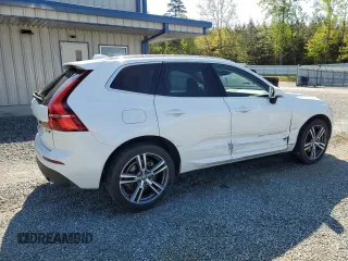 2020 Volvo XC60 Momentum z VIN YV4A22RK2L1589126, wystawiony jako Copart lot #51735925 z przebiegiem 42 212 mil mil oraz Szkoda całkowita • Salvage title. Historia ofert i sprzedaży dostępna na DreamBid. Obrazek 3.