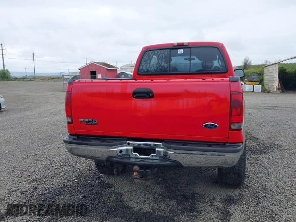 2003 Ford F-250 XL z VIN 1FTNX21L73EB63953, wystawiony jako IAAI lot #42117748 z przebiegiem 165 378 mil mil oraz . Historia ofert i sprzedaży dostępna na DreamBid. Obrazek 15.