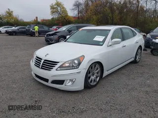 2013 Hyundai Equus Signature with VIN KMHGH4JH6DU063889, listed as a IAAI auction lot 40782294 with 81,631 mi miles and . Bid and sale history available at DreamBid. Image 2.