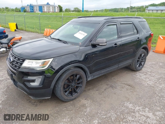 2017 Ford Explorer XLT с VIN 1FM5K7D86HGB39279, выставлен на аукционе IAAI как лот 42145739 с пробегом 155 098 миль миль и . История ставок и продаж доступна на DreamBid. Изображение 18.