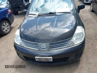 2011 Nissan Versa 1.6 с VIN 3N1CC1AP8BL392420, выставлен на аукционе IAAI как лот 42816084 с пробегом 222 601 миль миль и . История ставок и продаж доступна на DreamBid. Изображение 6.