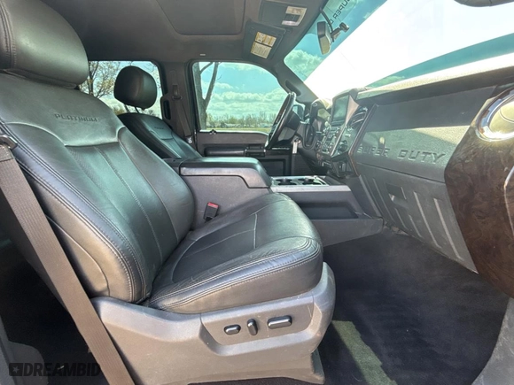 2016 Ford Super Duty F-250 SRW Lariat with VIN 1FT7W2BT7GEA97744, listed as a Copart auction lot 51364445 with 211,236 mi miles and Clean Title. Bid and sale history available at carsss.com. Image 5.