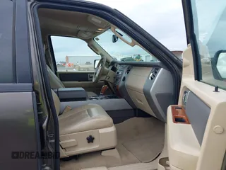 2008 Ford Expedition Eddie Bauer with VIN 1FMFU17598LA72780, listed as a IAAI auction lot 41918314 with 223,411 mi miles and . Bid and sale history available at DreamBid. Image 5.