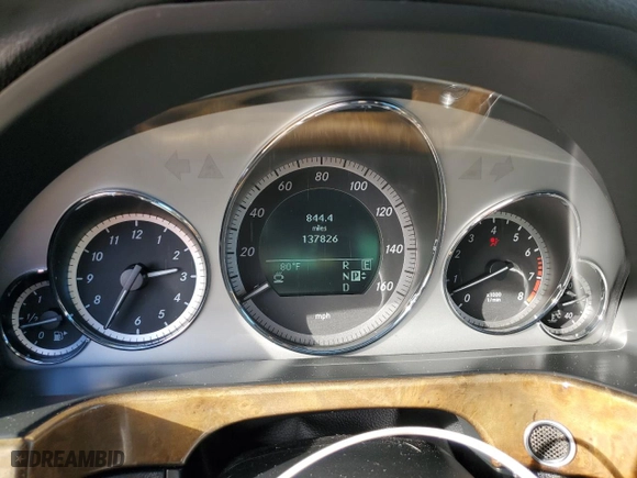 2011 Mercedes-Benz E-Class E 550 Luxury with VIN WDDHF9AB4BA325663, listed as a Copart auction lot 88053045 with 137,826 mi miles and Salvage Title. Bid and sale history available at carsss.com. Image 9.