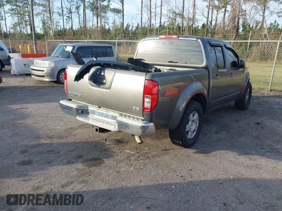 2008 Nissan Frontier SE z VIN 1N6AD07U28C448586, wystawiony jako IAAI lot #41245564 z przebiegiem 176 279 mil mil oraz . Historia ofert i sprzedaży dostępna na DreamBid. Obrazek 4.