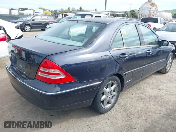 2002 Mercedes-Benz C 230/260/280/320 with VIN WDBRF61J92F189875, listed as a IAAI auction lot 41774788 with 222,463 mi miles and . Bid and sale history available at carsss.com. Image 4.