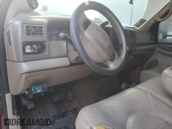 2000 Ford F-350 XL with VIN 1FTSX31F5YEB91180, listed as a Copart auction lot 89172645 with 230,534 mi miles and Salvage Title. Bid and sale history available at DreamBid. Image 8.