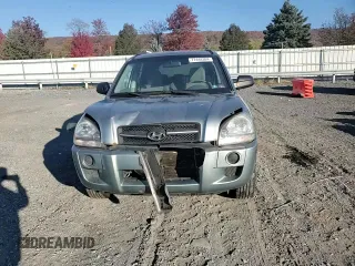 2008 Hyundai Tucson GLS with VIN KM8JM12B38U711611, listed as a Copart auction lot 77448304 with 225,622 mi miles and Salvage Title. Bid and sale history available at carsss.com. Image 11.