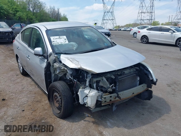 2013 Nissan Versa S Plus z VIN 3N1CN7AP8DL859478, wystawiony jako IAAI lot #42098071 z przebiegiem 107 941 mil mil oraz . Historia ofert i sprzedaży dostępna na DreamBid. Obrazek 13.