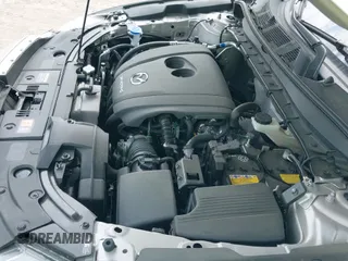 2025 Mazda CX-5 S Select z VIN JM3KFBBL4S0638918, wystawiony jako IAAI lot #43185428 z przebiegiem 9 817 mil mil oraz . Historia ofert i sprzedaży dostępna na DreamBid. Obrazek 21.