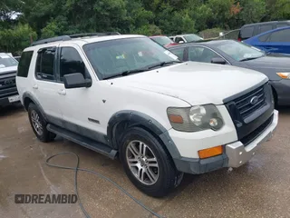 2008 Ford Explorer XLT with VIN 1FMEU63848UA58899, listed as a IAAI auction lot 42465422 with 205,889 mi miles and . Bid and sale history available at DreamBid. Image 1.