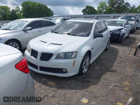2009 Pontiac G8 z VIN 6G2ER57709L194771, wystawiony jako IAAI lot #42177663 z przebiegiem 249 066 mil mil oraz . Historia ofert i sprzedaży dostępna na DreamBid. Obrazek 2.
