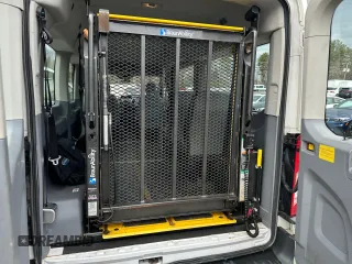 2017 Ford Transit XL с VIN 1FDZX2CM3HKA03113, выставлен на аукционе Copart как лот 51824525 с пробегом 286 987 миль миль и Чистый • Clean title. История ставок и продаж доступна на DreamBid. Изображение 10.